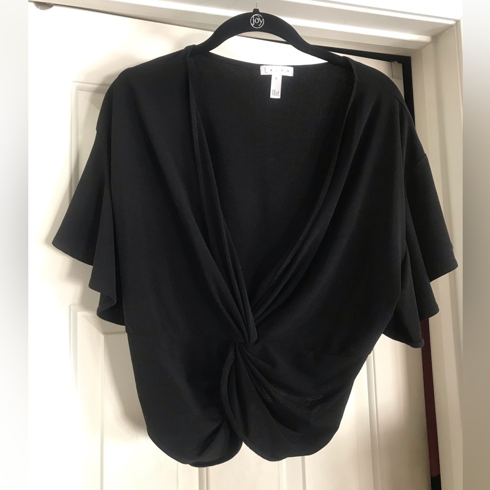 Beautiful black top by Leith size L